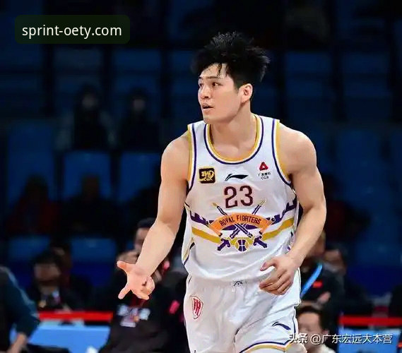 CBA状元陈国豪vs回避条款：北控广州卡位战中的规则博弈与球迷观赛体验对比